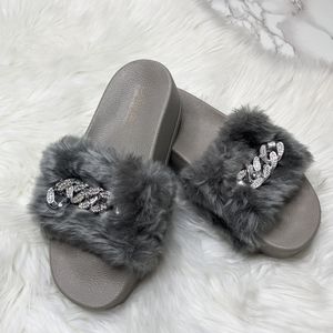 Catherine Malandrino Gray Fluffy Platform Slides Size 9